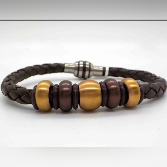 ***SOLD*** BROWN LEATHER AND STAINLESS STEEL MEN'S BRACELET - Picture 2 of 2